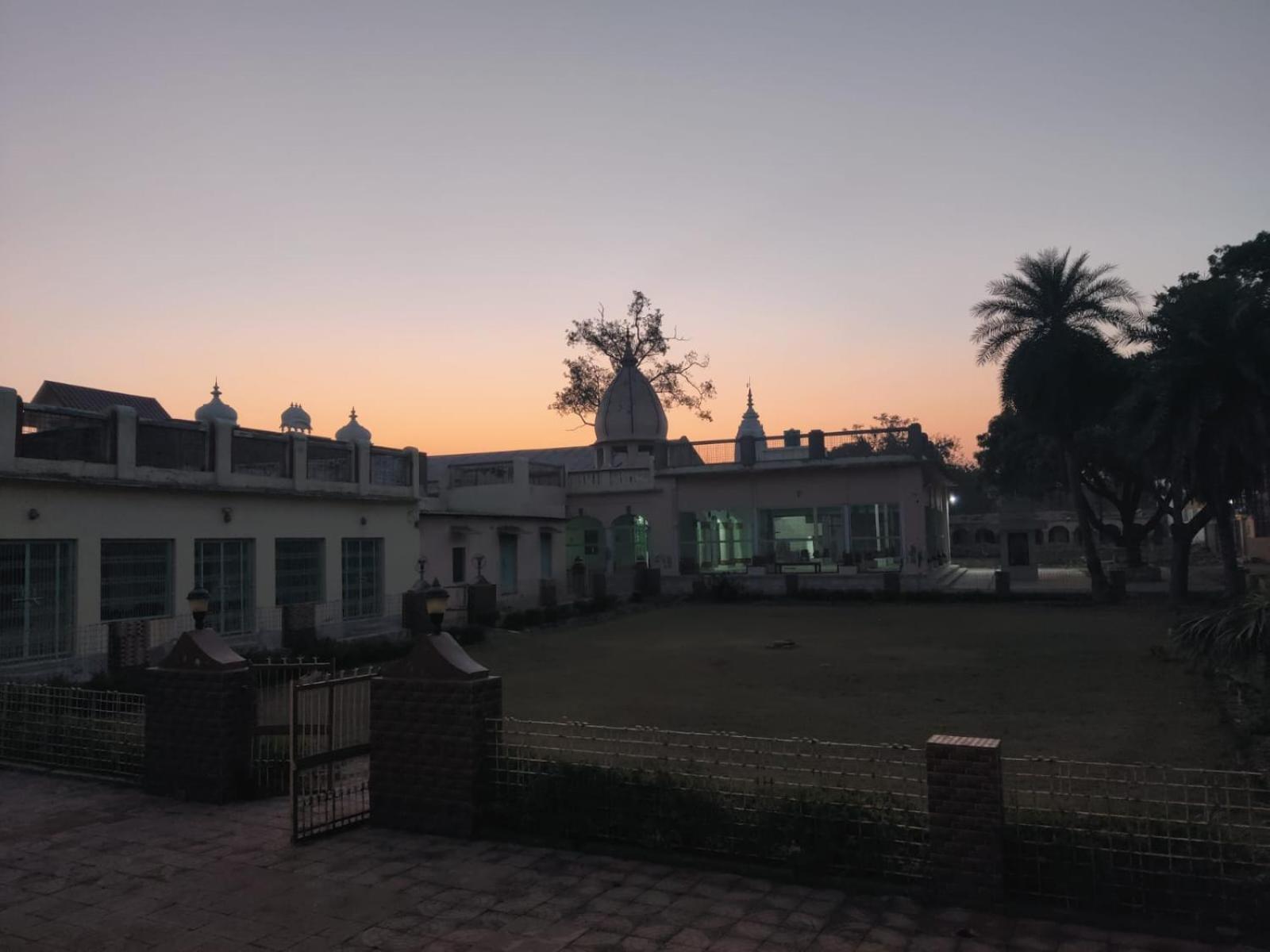 Shree Krishna Bhakti Ashram Hotel Vrindāvan Екстериор снимка